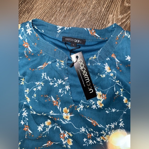 Papermoon Floral Sleeveless Blouse in Teal large NWT - Picture 4 of 4